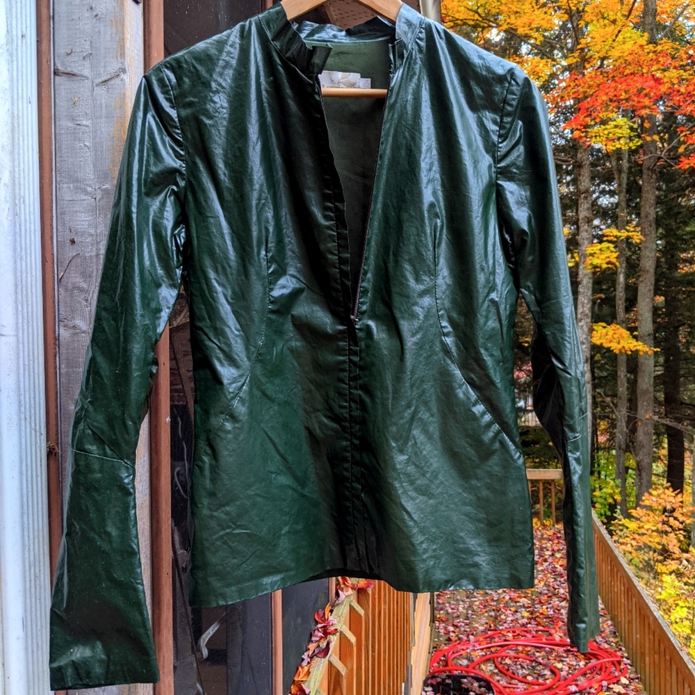 Luscious vintage circa 2000 vinyl jacket size 2